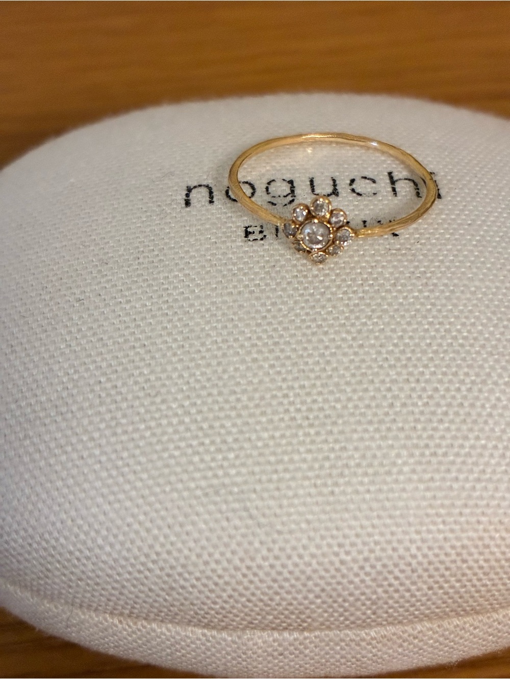 FLEUR YELLOW GOLD AND DIAMONDS RING - Picture 4 of 8